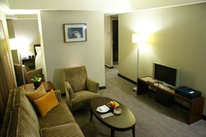 Room 51 of 66