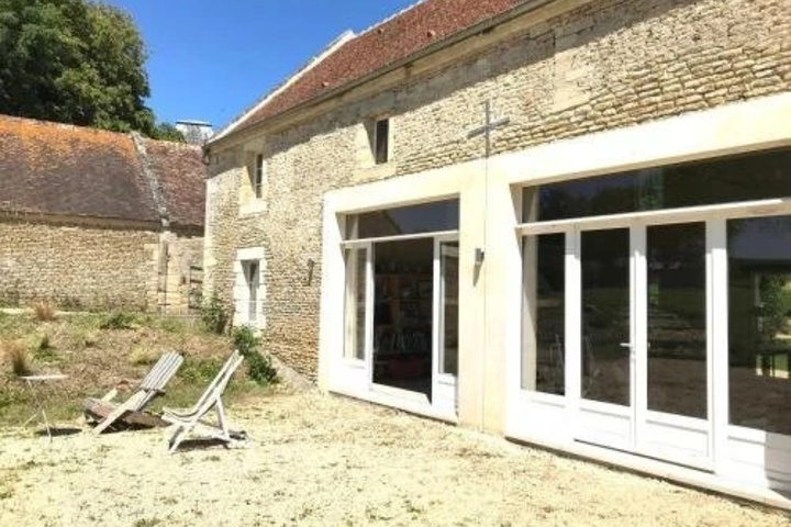 Photo of Suite privée avec grand salon et cheminée