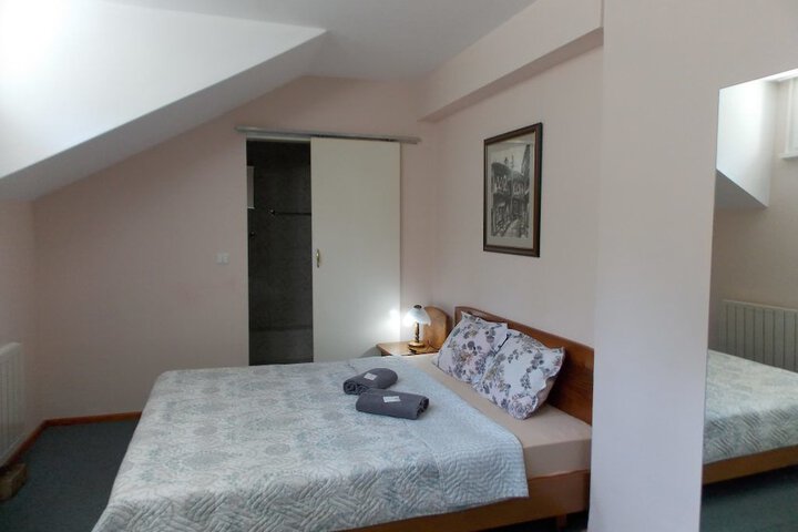 Room 20 of 30