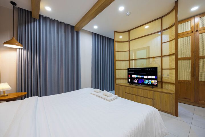 Room 12 of 91