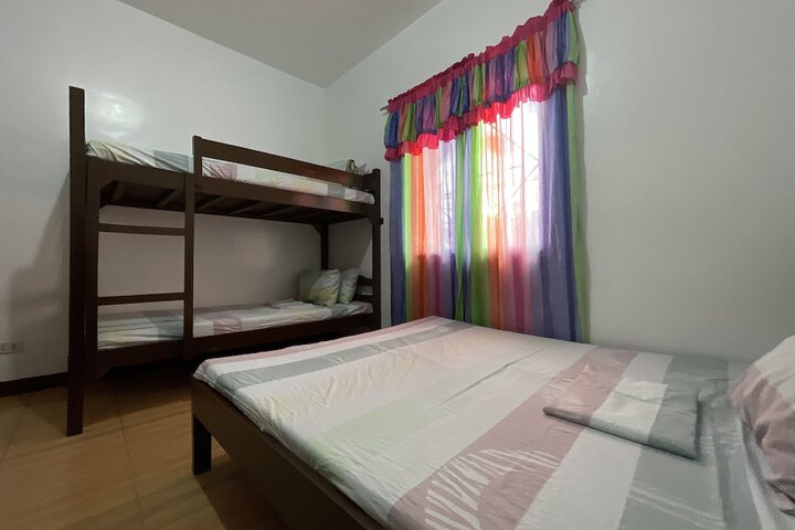 Room 58 of 200