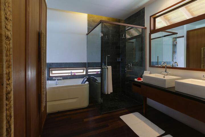 Room 26 of 72