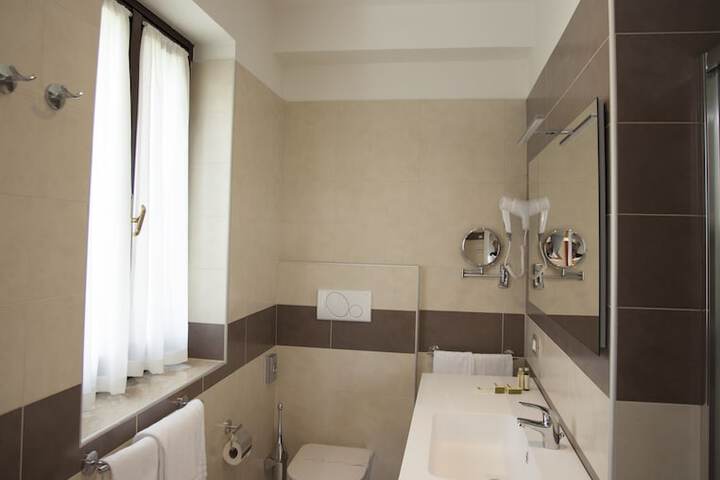 Room 26 of 56