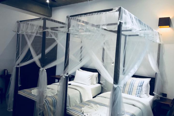 Room 15 of 31