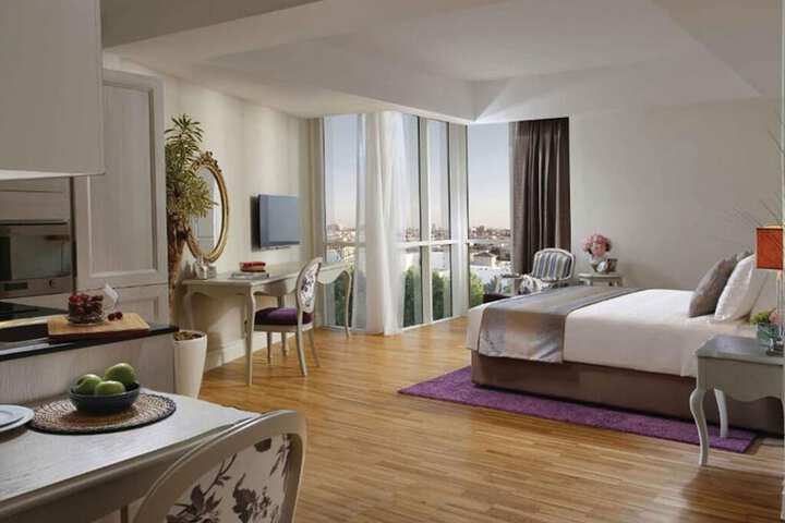 Room 5 of 19