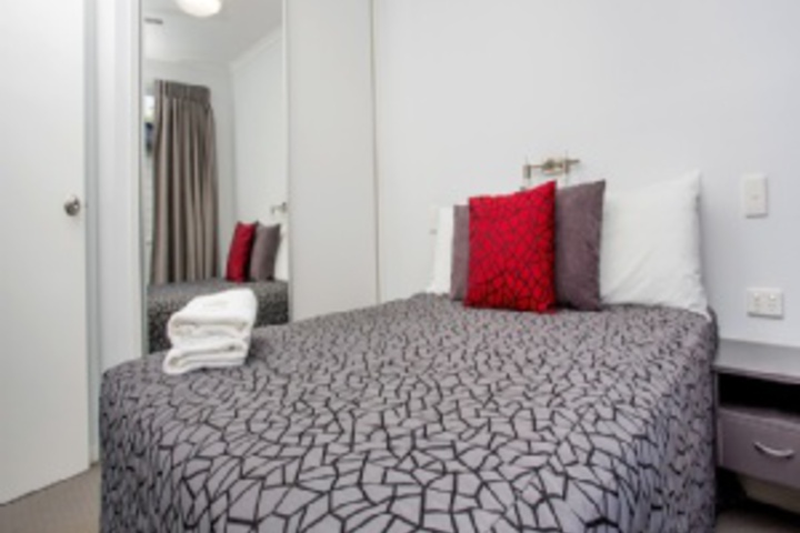 Room 213 of 624