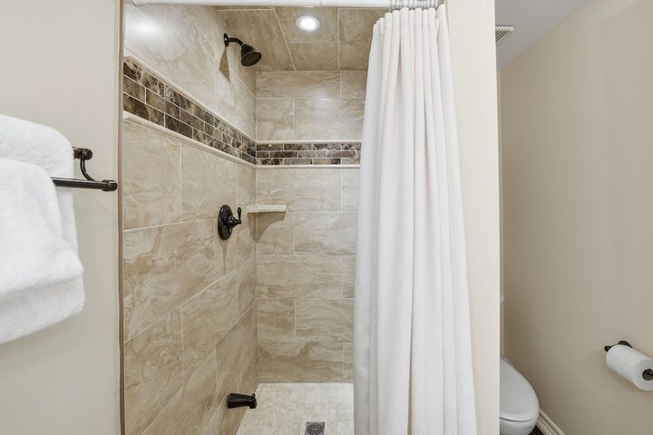 Room 403 of 457