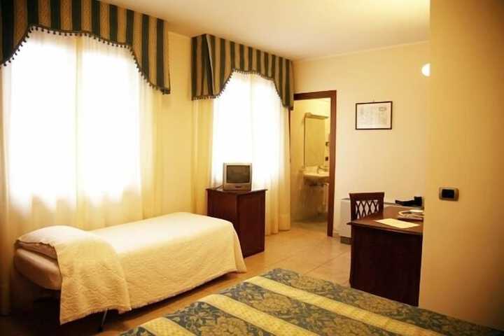 Room 8 of 56
