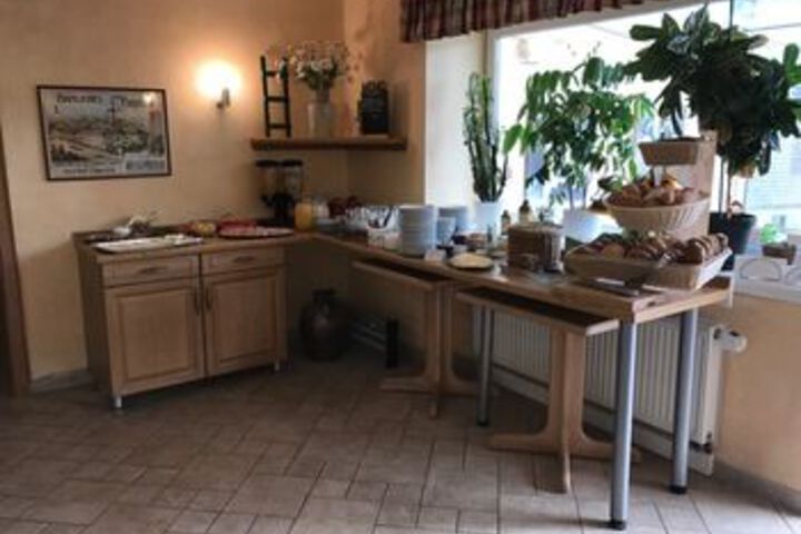 Breakfast/Coffee Service 8 of 46