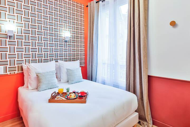 Room 29 of 77