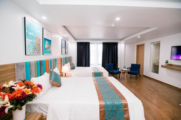 Room 6 of 29