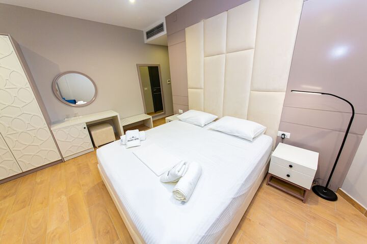 Room 8 of 59