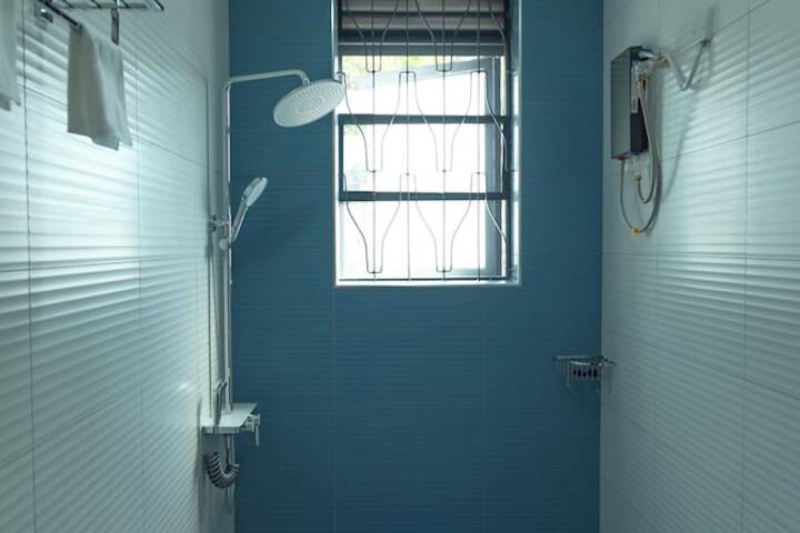 Room 25 of 35