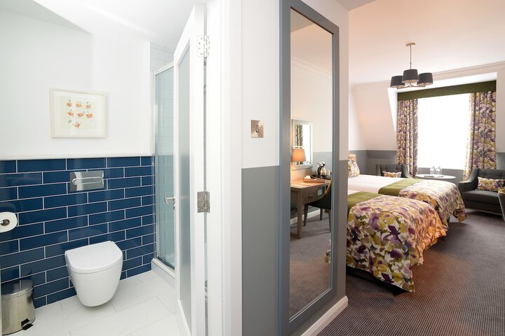 Bathroom Interior Photo