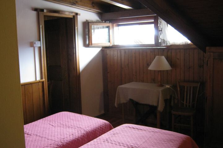 Room 8 of 52