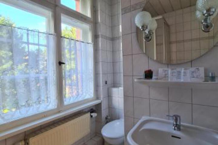 Room 7 of 22