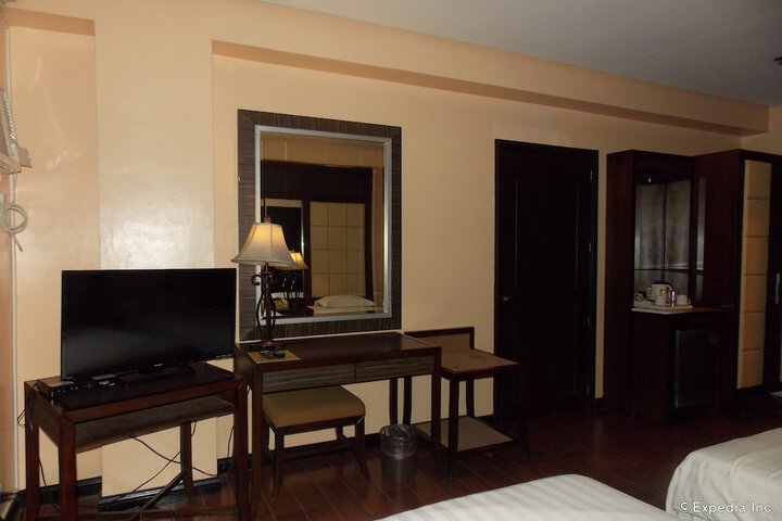 Room 13 of 57