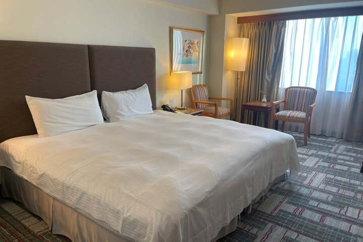 Room 27 of 101