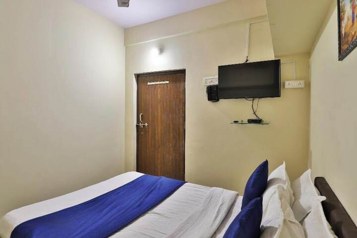 Room 18 of 35