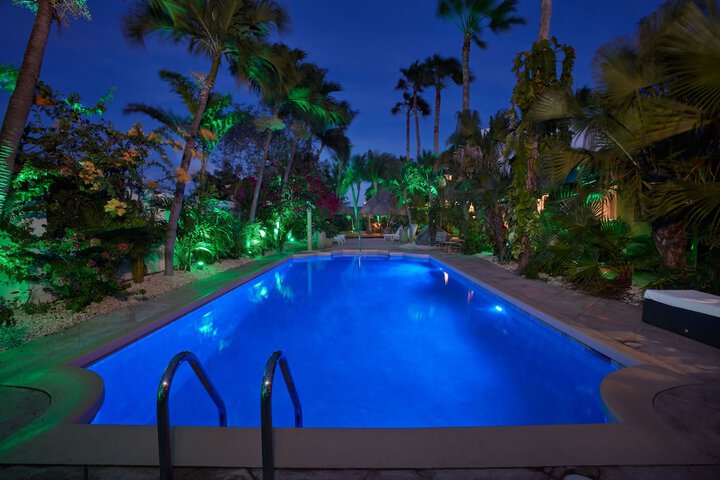 Pool 64 of 114