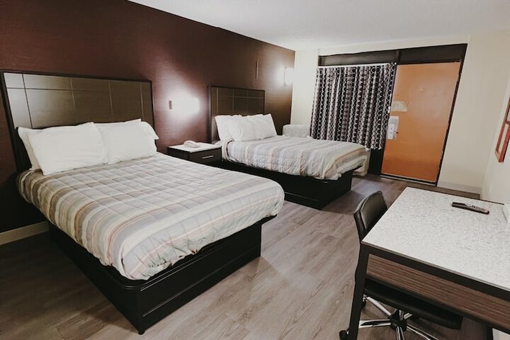 2 Double Beds (2 of 8)