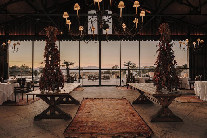 Dining 93 of 136