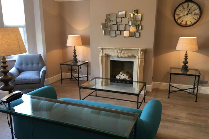 THE OXFORD TOWNHOUSE