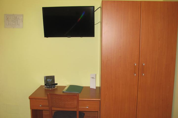 Room 11 of 47