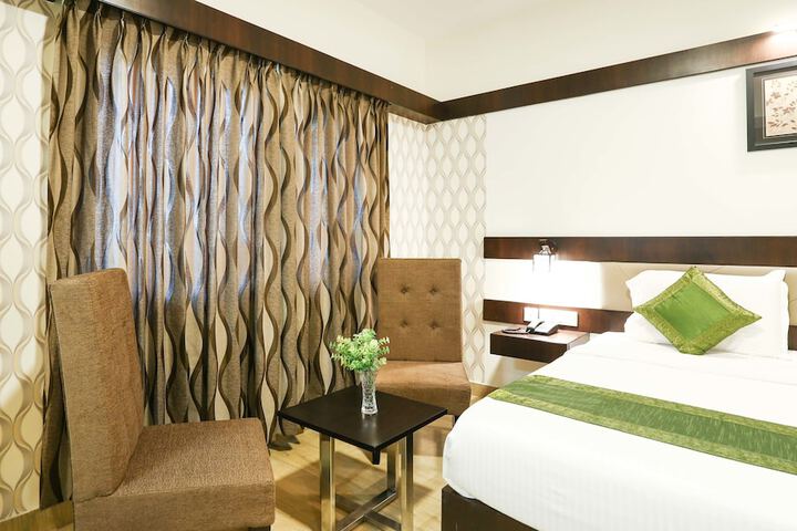 Room 27 of 55