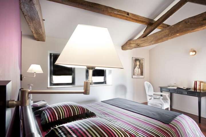 Room 6 of 38