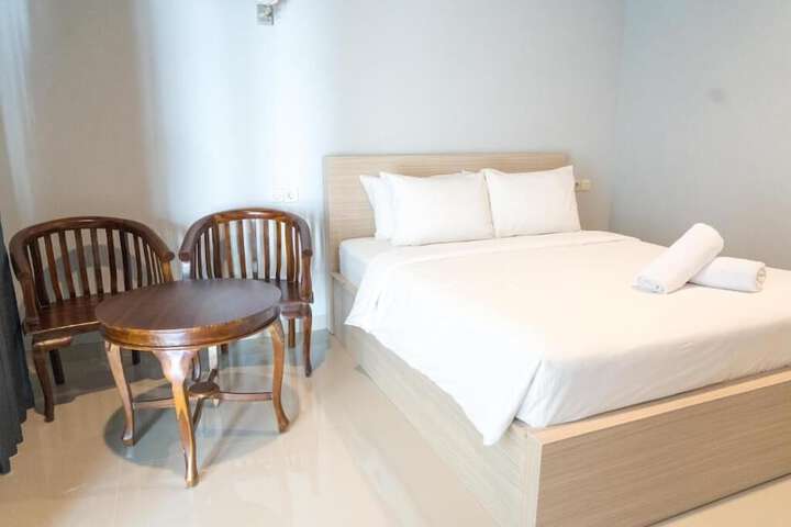Room 2 of 15
