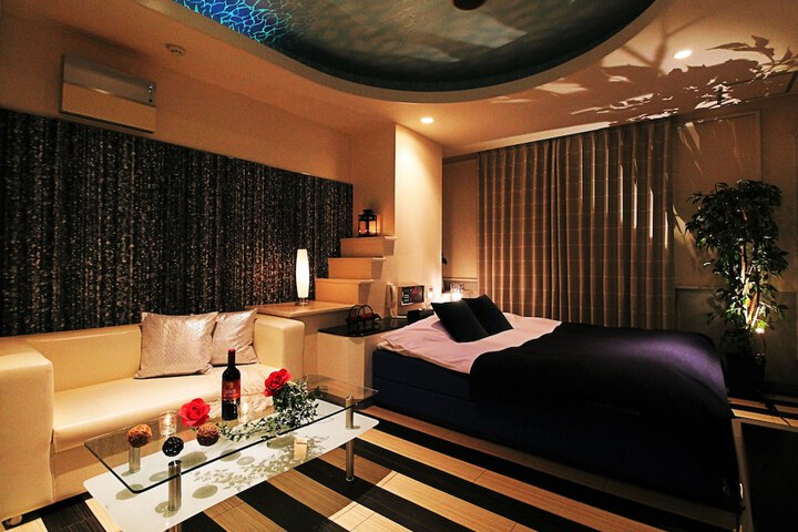 Room 25 of 51