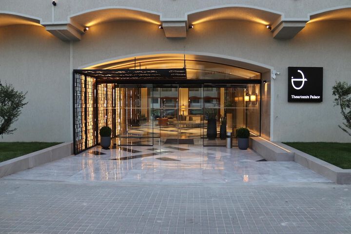 Hotel 331 of 357