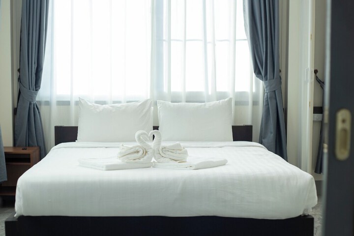 Room 41 of 272