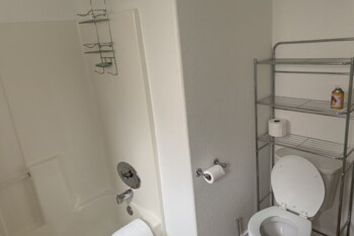 Room 6 of 46