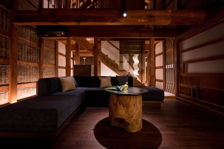 Room 3 of 65