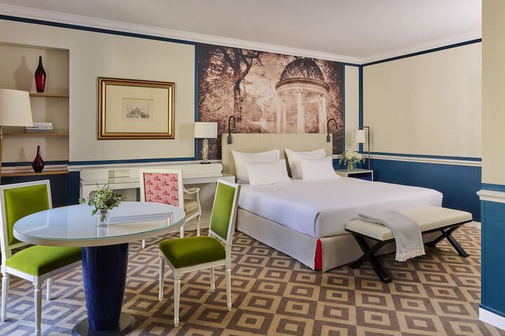 Room 46 of 106