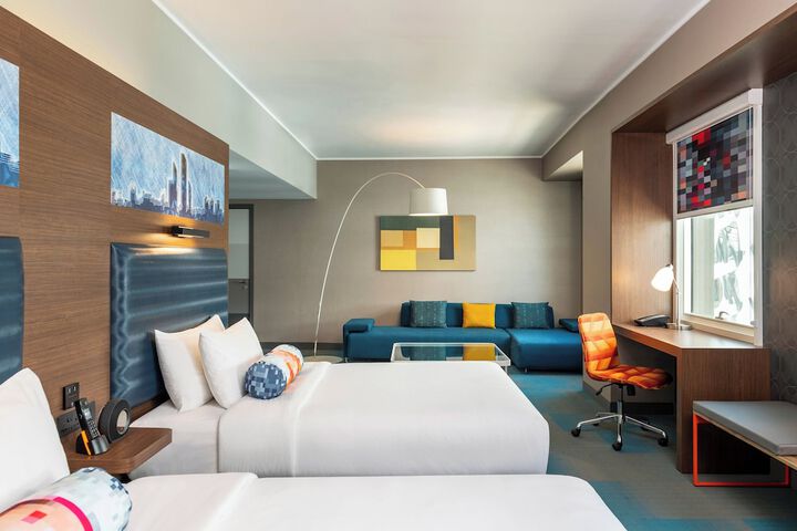 Room 10 of 47