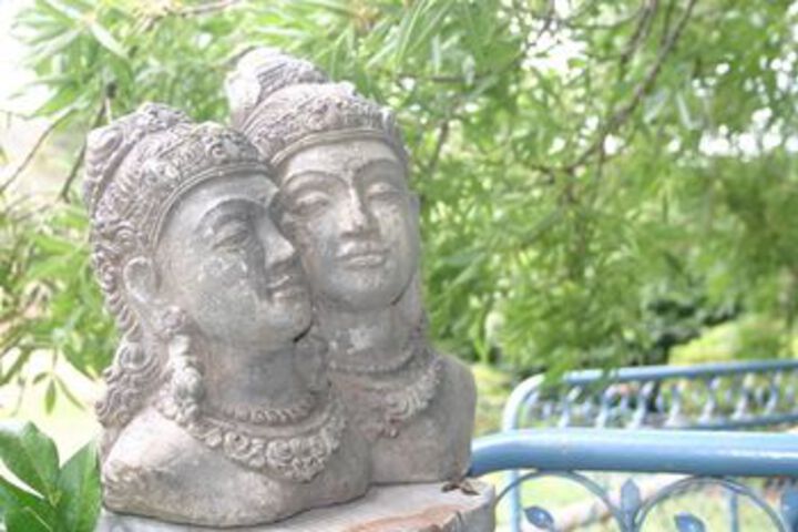 Hotel Exterior 6 of 27