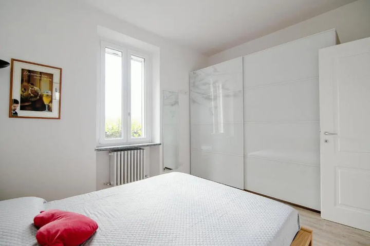 Room 6 of 21