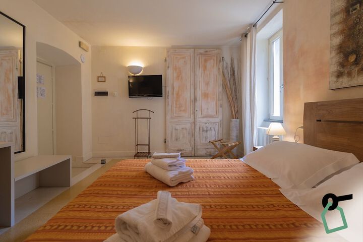 Room 12 of 39