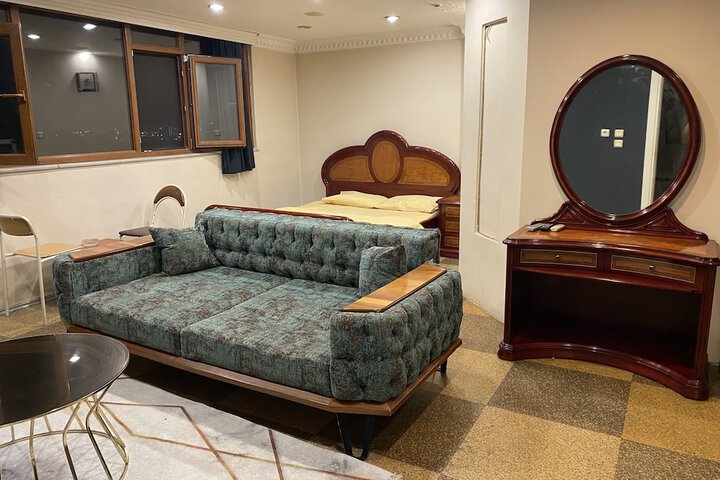 Room 15 of 62