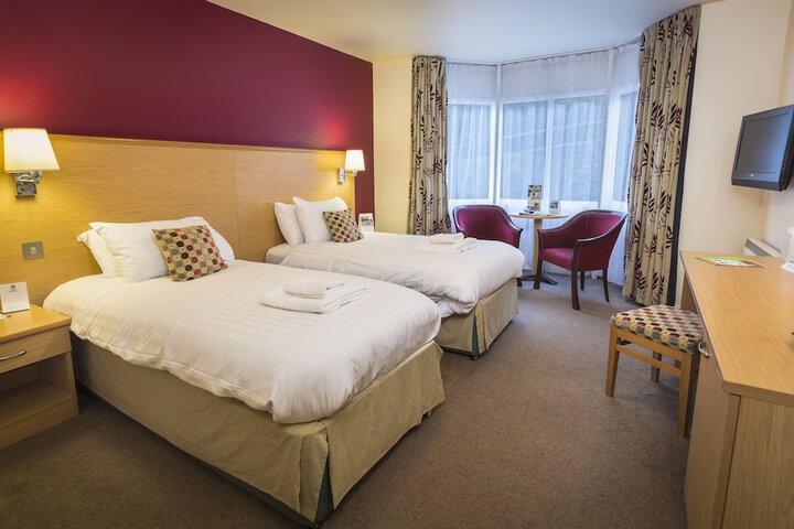 Room 4 of 78