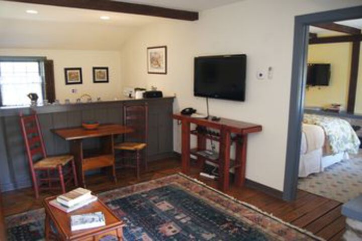 Room 68 of 94