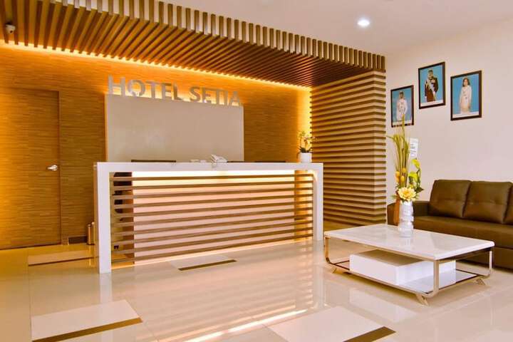 Guest Lobby