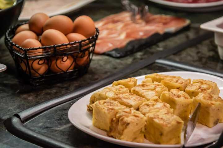 Breakfast/Coffee Service 96 de 129