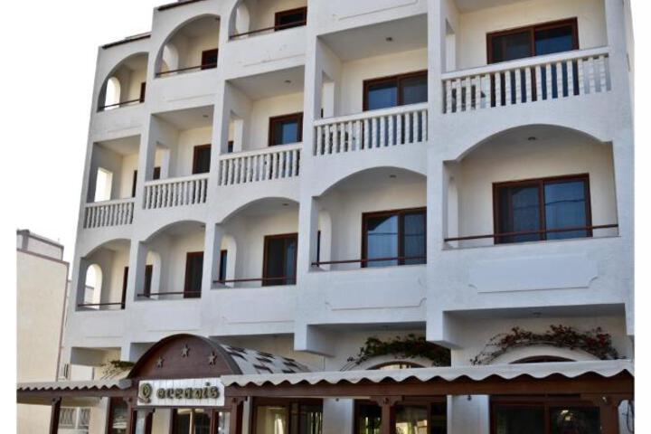 Oceanis Hotel