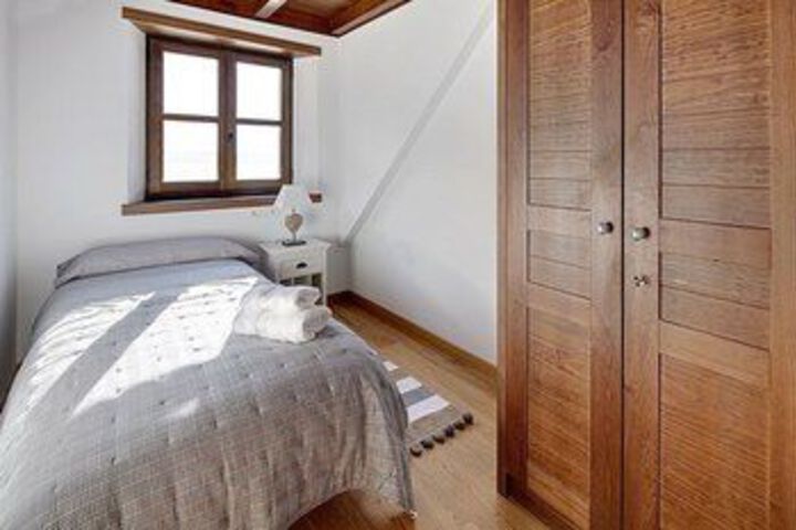 Room 9 of 22