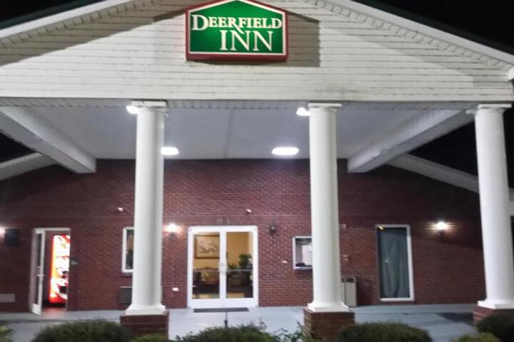 Photo of Deer Field Inn