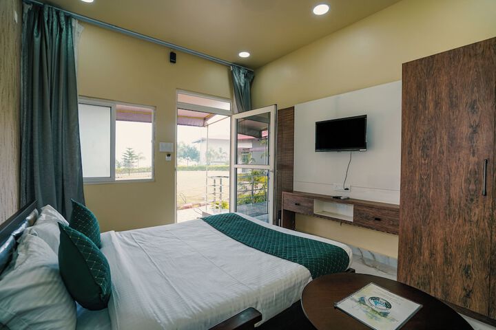 Room 14 of 37